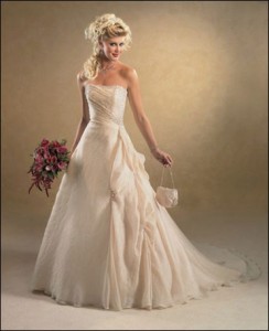 Cream-wedding-dresses-9